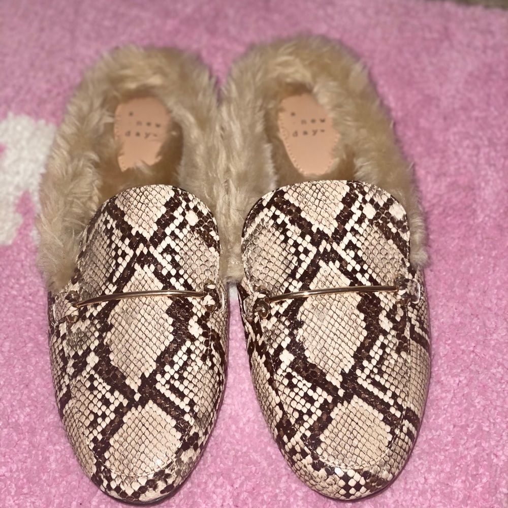 Snake Print faux fur mules